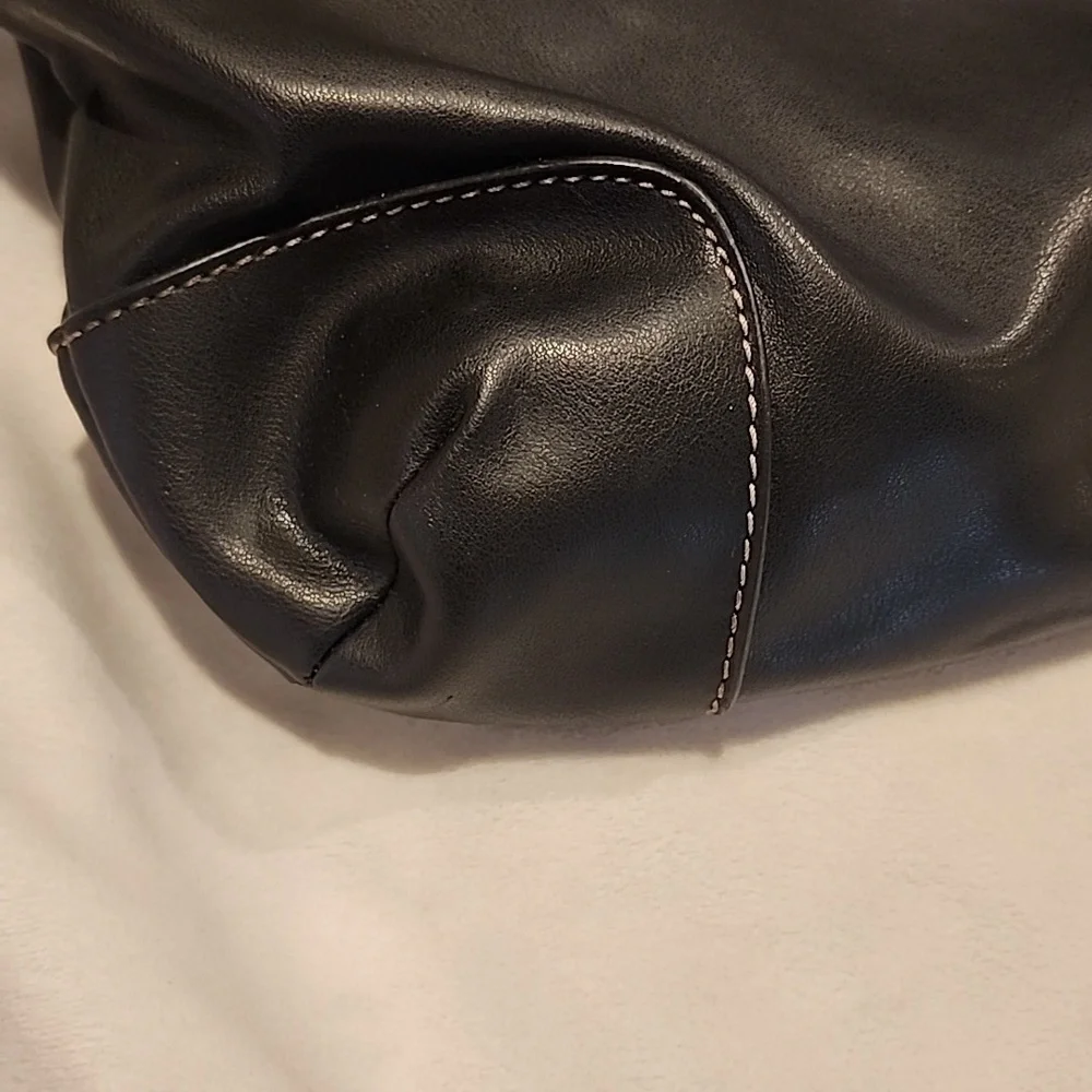 Nine West black shoulder hobo bag